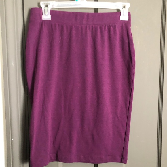 Forever 21 Dresses & Skirts - Purple body con skirt
